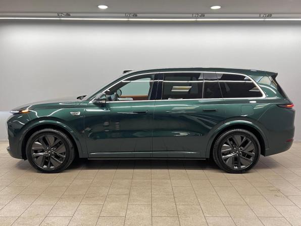 Li Auto (Lixiang) L9 I Рестайлинг с пробегом 2024 года, цена 7 688 000 рублей, 12153 км, внедорожник, Автокод Объявления