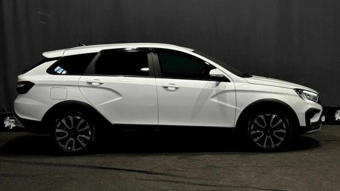 Lada (ВАЗ) Vesta I Рестайлинг (NG) с пробегом 2024 года, цена 1 440 000 рублей, 45644 км, универсал, Автокод Объявления