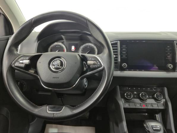 Skoda Karoq I с пробегом 2021 года, цена 2 390 000 рублей, 72957 км, внедорожник, Автокод Объявления