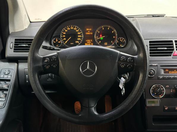 Mercedes-Benz A-Класс II (W169) Рестайлинг с пробегом 2011 года, цена 670 000 рублей, 138210 км, хэтчбек, Автокод Объявления