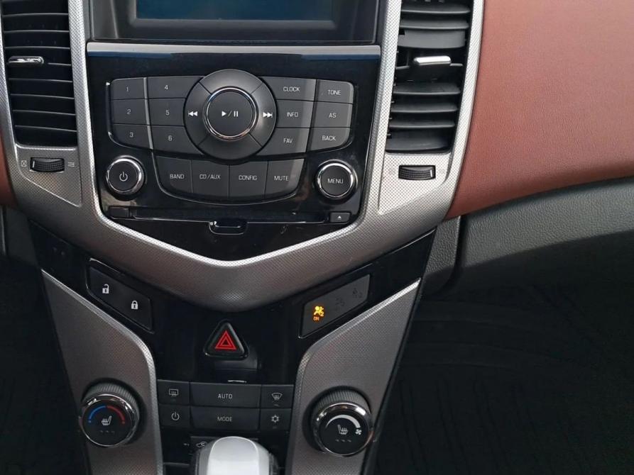 Chevrolet Cruze I Санкт-Петербург  - изображение 15