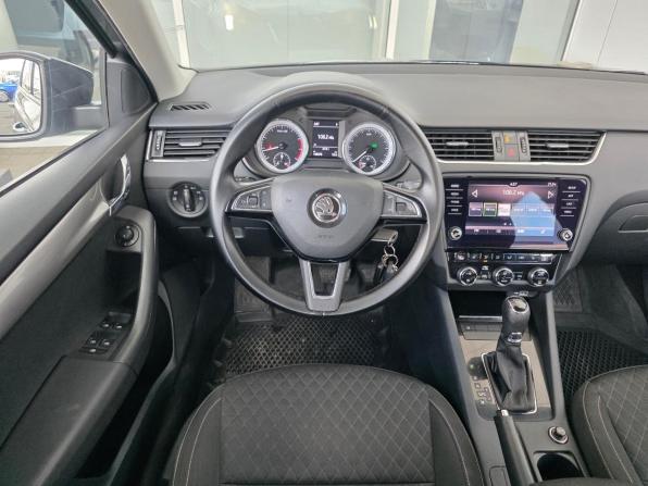 Skoda Octavia III (A7) Рестайлинг с пробегом 2018 года, цена 1 699 000 рублей, 149000 км, лифтбек, Автокод Объявления