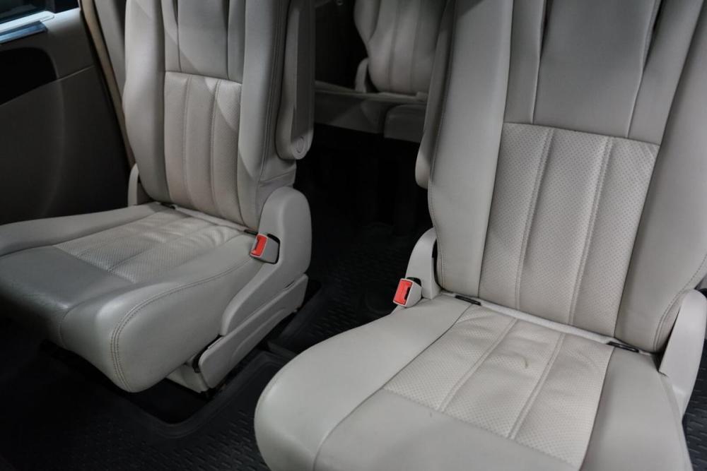 Chrysler Town &amp; Country V Рестайлинг Крым  - изображение 16