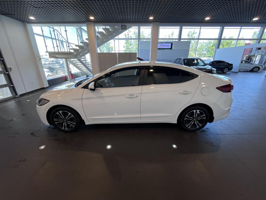 Hyundai Elantra VI (AD) Чебоксары  - изображение 6