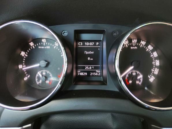 Skoda Yeti I Рестайлинг с пробегом 2014 года, цена 1 248 000 рублей, 74801 км, внедорожник, Автокод Объявления