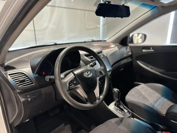 Hyundai Solaris I Рестайлинг с пробегом 2016 года, цена 865 000 рублей, 246489 км, седан, Автокод Объявления