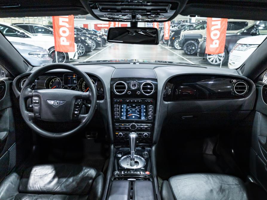 Bentley Continental Flying Spur Санкт-Петербург  - изображение 17