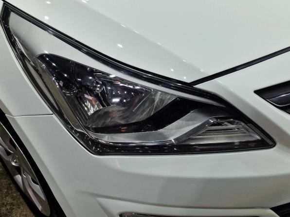 Hyundai Solaris I Рестайлинг с пробегом 2015 года, цена 1 050 000 рублей, 98380 км, хэтчбек, Автокод Объявления