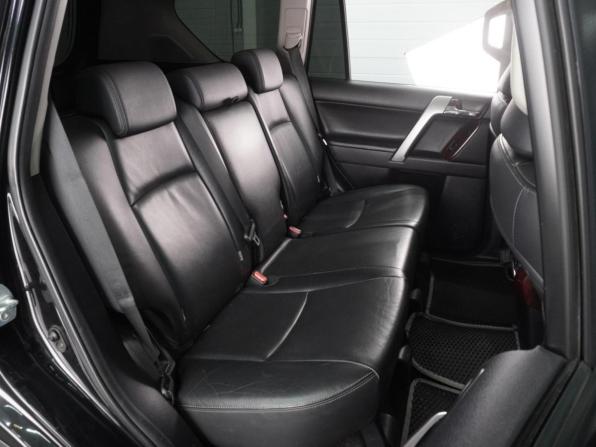 Toyota Land Cruiser Prado 150 Series Рестайлинг 1 с пробегом 2015 года, цена 4 349 000 рублей, 288005 км, внедорожник, Автокод Объявления