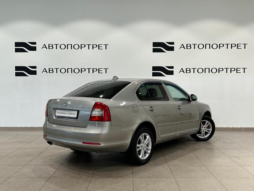 Skoda Octavia II (A5) Рестайлинг Санкт-Петербург  - изображение 7