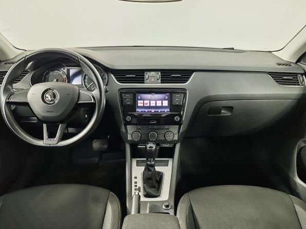 Skoda Octavia III (A7) Рестайлинг с пробегом 2020 года, цена 1 490 000 рублей, 122103 км, лифтбек, Автокод Объявления