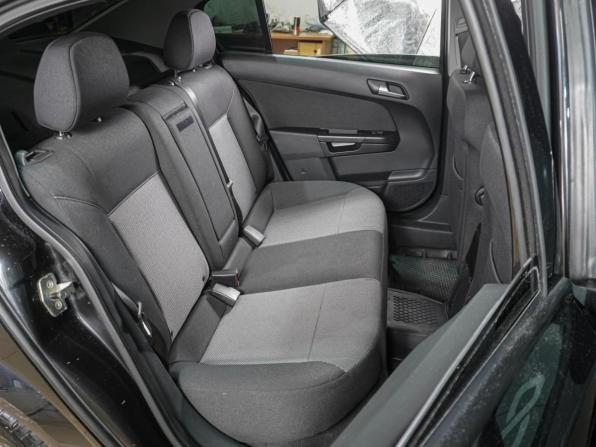 Opel Astra H Рестайлинг с пробегом 2013 года, цена 699 000 рублей, 132635 км, седан, Автокод Объявления
