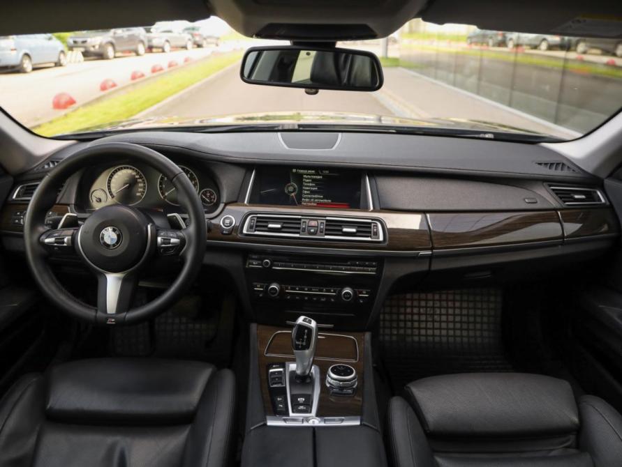 BMW 7 серии V (F01/F02/F04) Рестайлинг Санкт-Петербург  - изображение 12