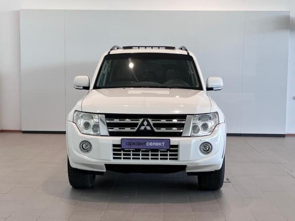 Mitsubishi Pajero IV Рестайлинг 1 с пробегом 2013 года, цена 2 100 000 рублей, 331632 км, внедорожник, Автокод Объявления