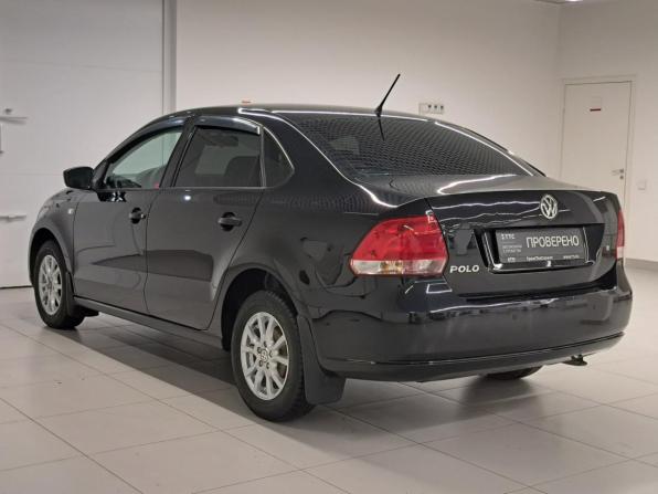 Volkswagen Polo V с пробегом 2013 года, цена 870 000 рублей, 60703 км, седан, Автокод Объявления
