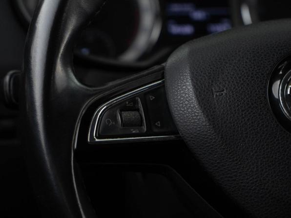 Skoda Octavia III (A7) с пробегом 2016 года, цена 1 700 050 рублей, 141228 км, лифтбек, Автокод Объявления