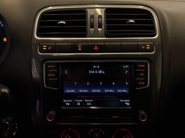 Volkswagen Polo V Рестайлинг с пробегом 2019 года, цена 1 100 000 рублей, 107273 км, седан, Автокод Объявления