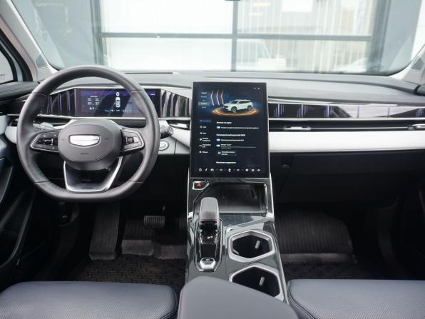 Geely Atlas II с пробегом 2024 года, цена 2 850 000 рублей, 7661 км, внедорожник, Автокод Объявления