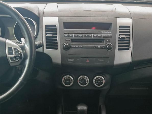 Mitsubishi Outlander II с пробегом 2008 года, цена 799 000 рублей, 267456 км, внедорожник, Автокод Объявления