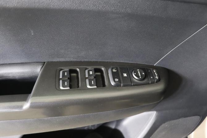 Kia Sportage IV с пробегом 2018 года, цена 1 979 990 рублей, 161920 км, внедорожник, Автокод Объявления