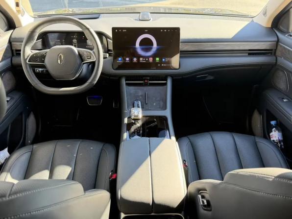 Aito M7 I с пробегом 2023 года, цена 5 100 000 рублей, 12000 км, внедорожник, Автокод Объявления