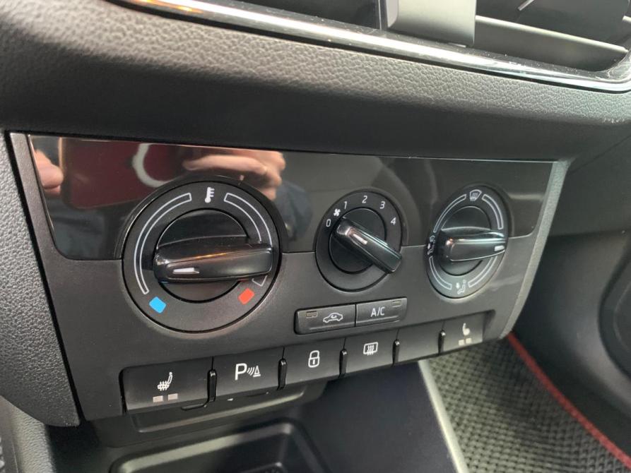 Volkswagen Polo VI Санкт-Петербург  - изображение 17