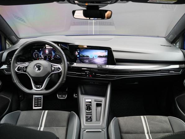 Volkswagen Golf VIII с пробегом 2021 года, цена 3 030 000 рублей, 38045 км, хэтчбек, Автокод Объявления