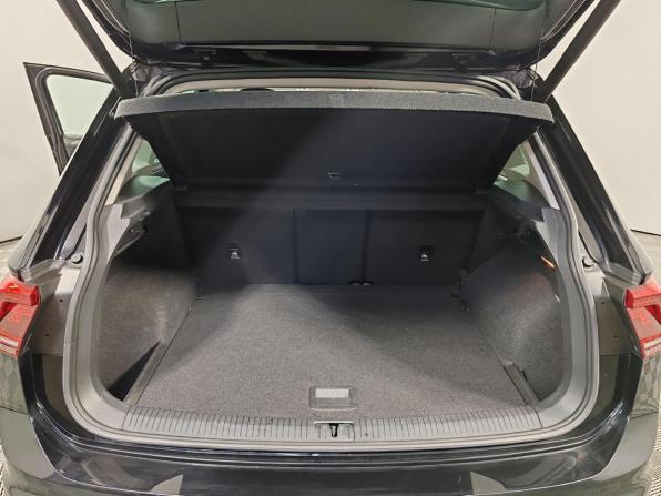 Volkswagen Tiguan II с пробегом 2019 года, цена 2 475 000 рублей, 108577 км, внедорожник, Автокод Объявления