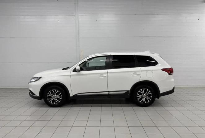 Mitsubishi Outlander III Рестайлинг 3 с пробегом 2020 года, цена 2 230 000 рублей, 79337 км, внедорожник, Автокод Объявления