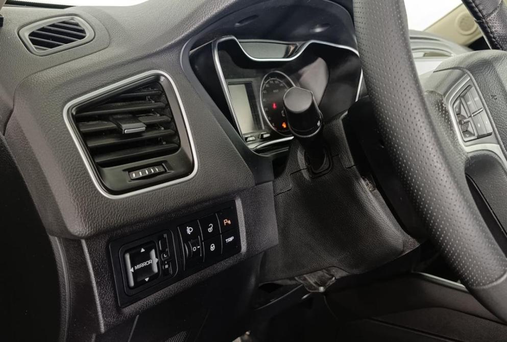 Geely Emgrand X7 I Рестайлинг 2 Волгоград  - изображение 9