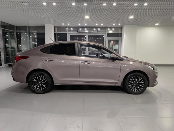Hyundai Solaris II с пробегом 2019 года, цена 1 313 000 рублей, 120225 км, седан, Автокод Объявления