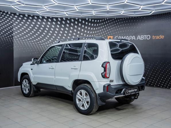 Lada (ВАЗ) Niva Travel I с пробегом 2023 года, цена 974 000 рублей, 27000 км, внедорожник, Автокод Объявления