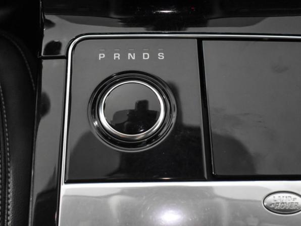 Land Rover Range Rover Velar I с пробегом 2018 года, цена 2 939 000 рублей, 128984 км, внедорожник, Автокод Объявления