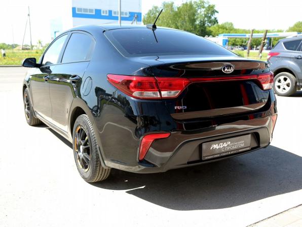 Kia Rio IV с пробегом 2018 года, цена 1 397 000 рублей, 68700 км, седан, Автокод Объявления