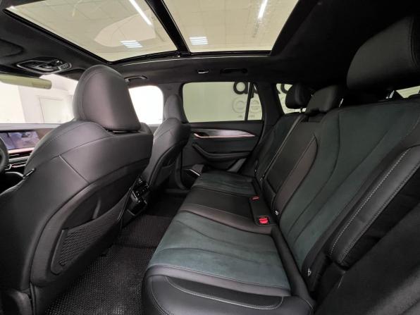 Geely Monjaro I с пробегом 2023 года, цена 3 240 000 рублей, 57600 км, внедорожник, Автокод Объявления