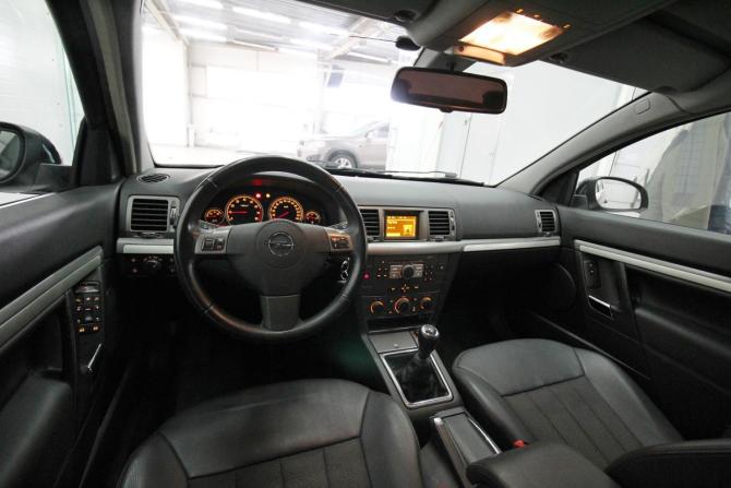 Opel Vectra C Рестайлинг с пробегом 2007 года, цена 560 000 рублей, 120500 км, седан, Автокод Объявления