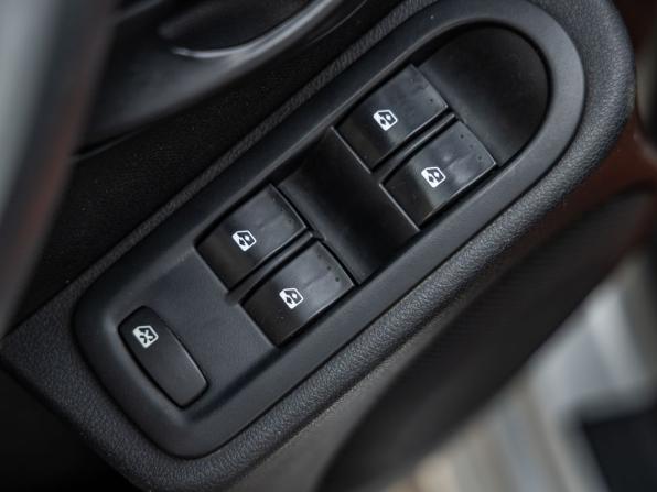 Renault Duster I с пробегом 2012 года, цена 878 000 рублей, 203307 км, внедорожник, Автокод Объявления
