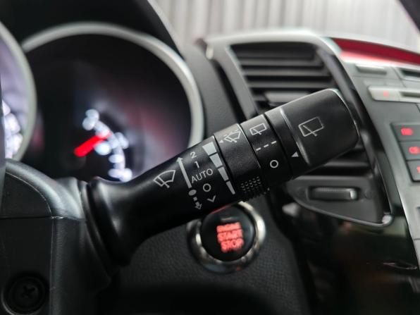 Kia Venga I с пробегом 2012 года, цена 695 000 рублей, 230278 км, минивэн, Автокод Объявления