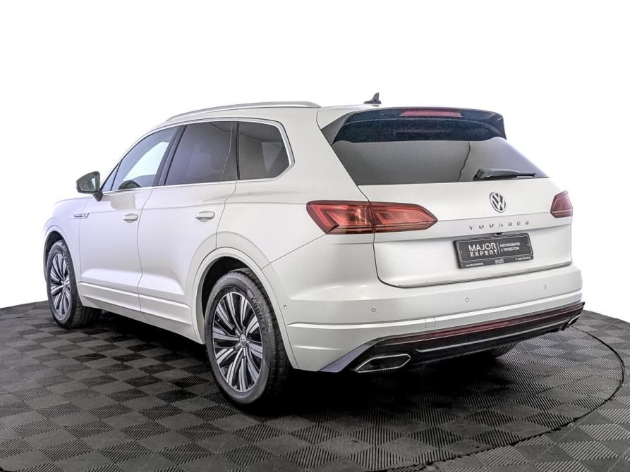 Volkswagen Touareg III Москва  - изображение 7