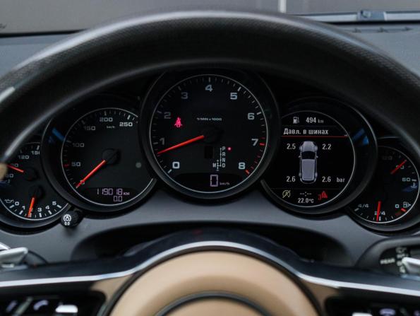 Porsche Cayenne II Рестайлинг (958) с пробегом 2015 года, цена 3 800 000 рублей, 119016 км, внедорожник, Автокод Объявления