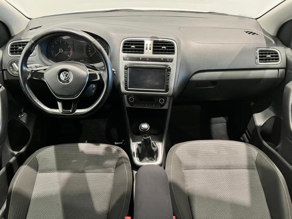 Volkswagen Polo V Рестайлинг с пробегом 2018 года, цена 1 250 000 рублей, 154176 км, седан, Автокод Объявления