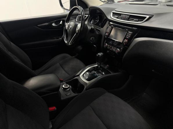 Nissan Qashqai II с пробегом 2017 года, цена 1 750 000 рублей, 98232 км, внедорожник, Автокод Объявления