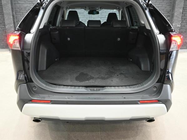 Toyota RAV4 V (XA50) с пробегом 2021 года, цена 3 100 000 рублей, 105313 км, внедорожник, Автокод Объявления