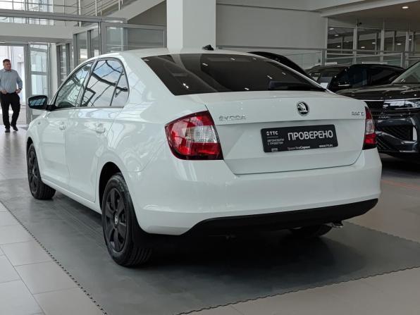 Skoda Rapid I Рестайлинг с пробегом 2018 года, цена 1 430 000 рублей, 89234 км, лифтбек, Автокод Объявления