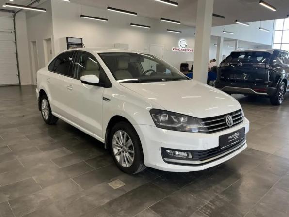 Volkswagen Polo V Рестайлинг с пробегом 2018 года, цена 1 140 900 рублей, 97469 км, седан, Автокод Объявления
