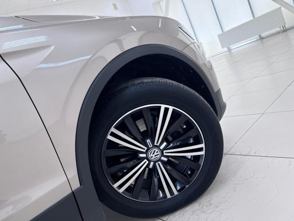 Volkswagen Tiguan II с пробегом 2017 года, цена 2 300 000 рублей, 157751 км, внедорожник, Автокод Объявления