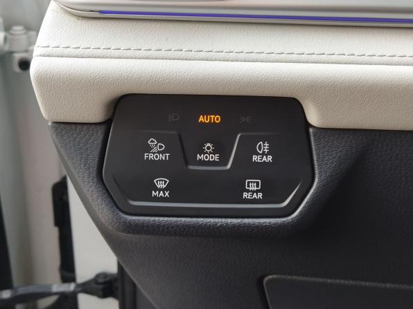 Volkswagen ID.6 с пробегом 2022 года, цена 3 100 000 рублей, 61174 км, внедорожник, Автокод Объявления