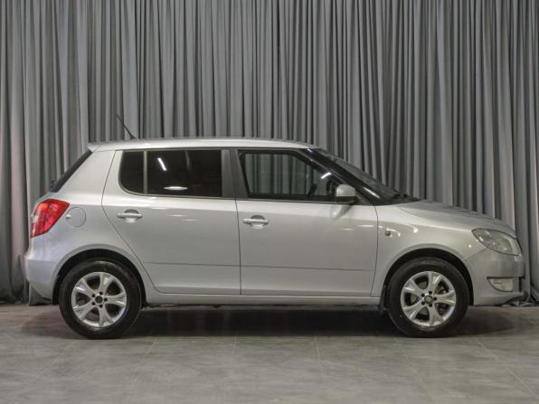 Skoda Fabia II Рестайлинг с пробегом 2012 года, цена 559 000 рублей, 158378 км, хэтчбек, Автокод Объявления