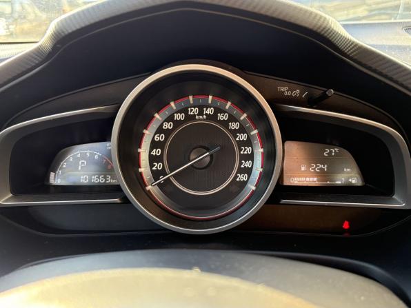 Mazda 3 III (BM) с пробегом 2015 года, цена 1 349 000 рублей, 101545 км, седан, Автокод Объявления