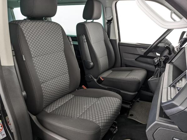 Volkswagen Multivan T6 Рестайлинг с пробегом 2021 года, цена 6 150 000 рублей, 94113 км, минивэн, Автокод Объявления